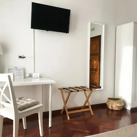 Laurus Sicilian *